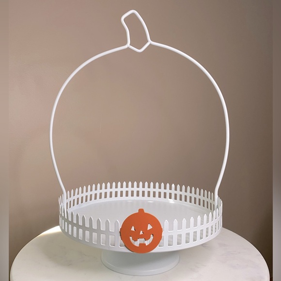 Target Hyde And EEK! Pumpkin Tray - Picture 5 of 5